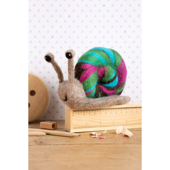 Craftermoon - Snail Needle Felting Kit 3