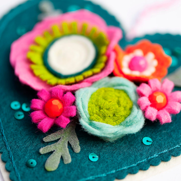 Craftermoon - Modern Bouquet Heart (Teal) Wool Felt Ornament Kit 2