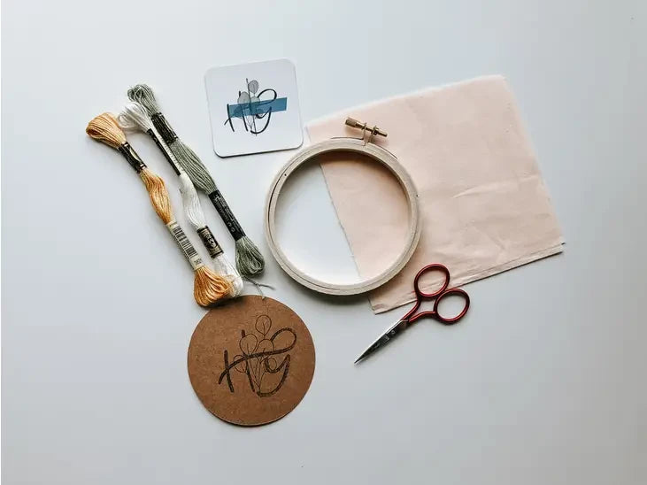 Craftermoon - Roman Chamomile Embroidery Kit 2