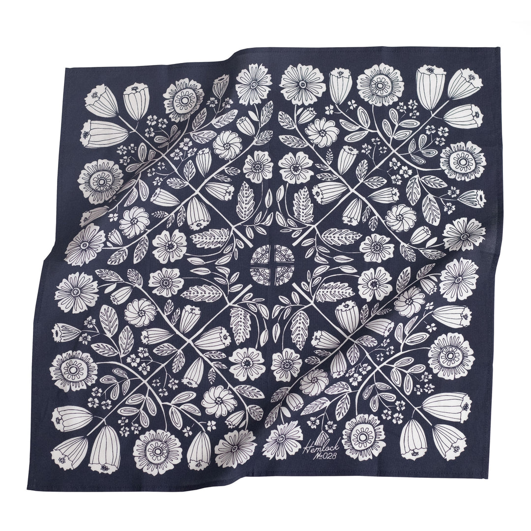 Craftermoon - Hemlock Goods No. 028 Fiona Bandana