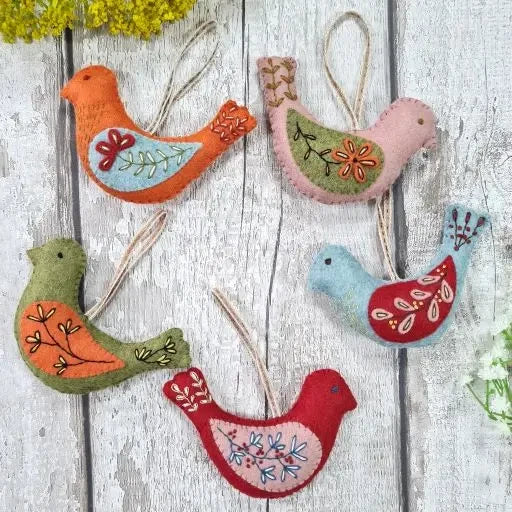 Craftermoon - Folk Birds Felt Craft Kit