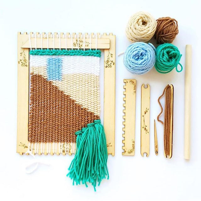 Craftermoon - DIY Tapestry Weaving Kit - Orchid, with Yarn 2