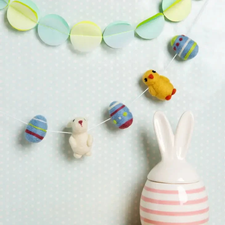 Craftermoon - Easter Garland Needle Felting Kit 3