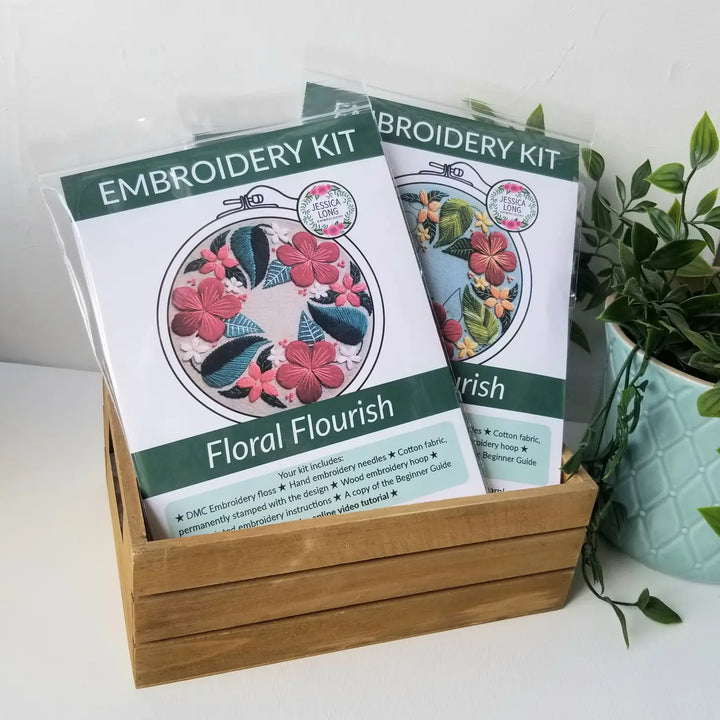 Craftermoon - Floral Flourish Beginner Embroidery Kit 2