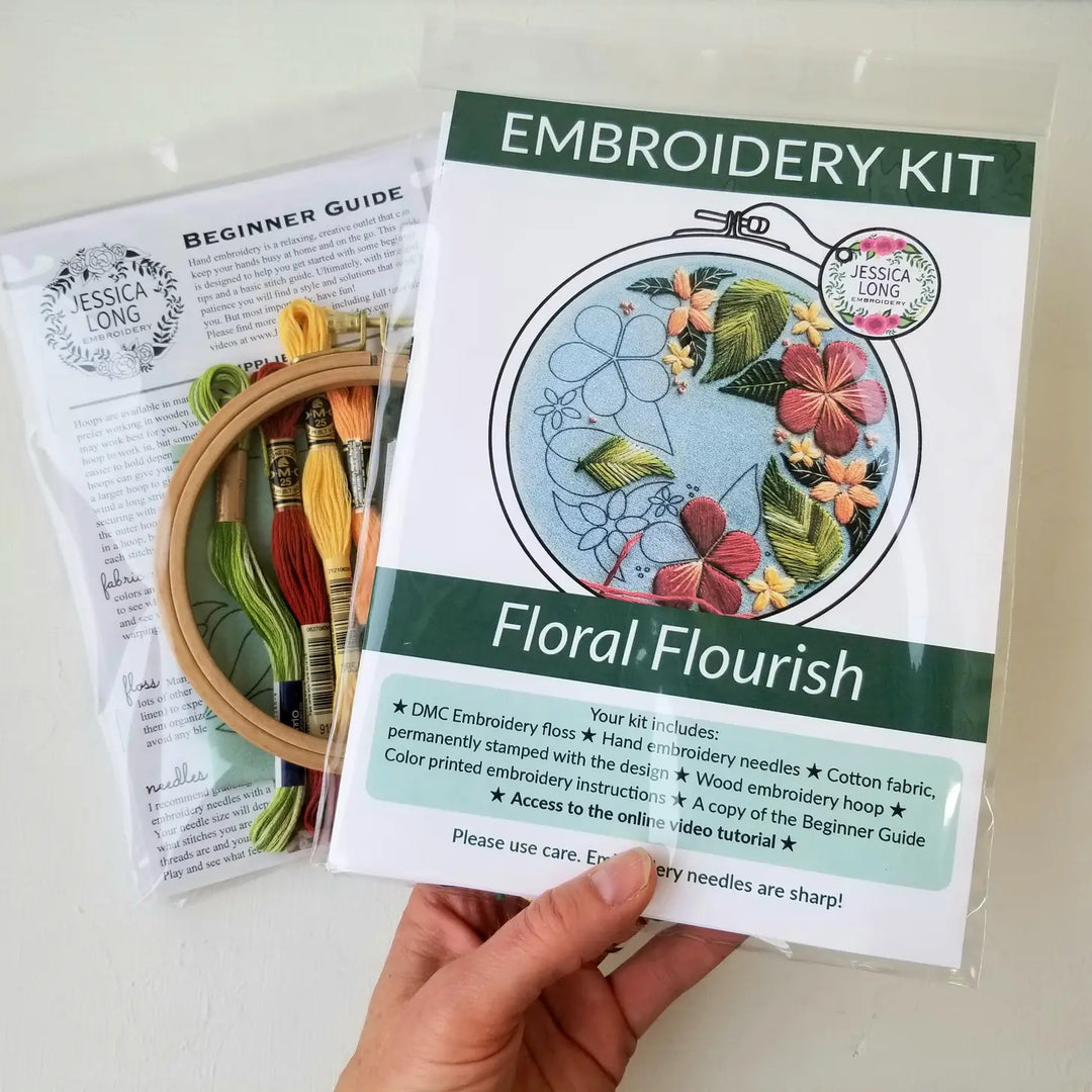 Craftermoon - Floral Flourish Beginner Embroidery Kit 7