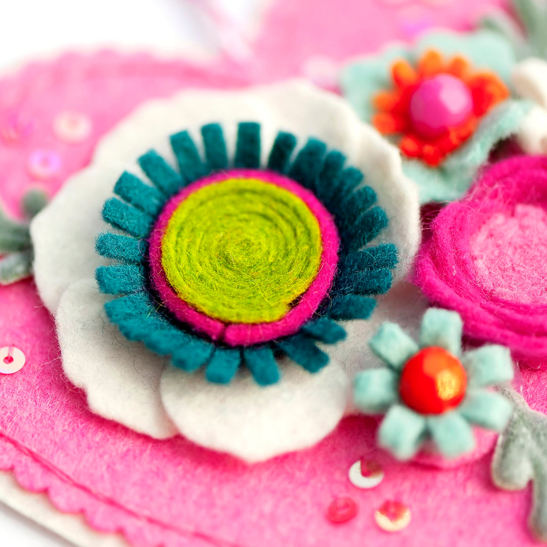 Craftermoon - Modern Bouquet Heart (Pink) Wool Felt Ornament Kit 2