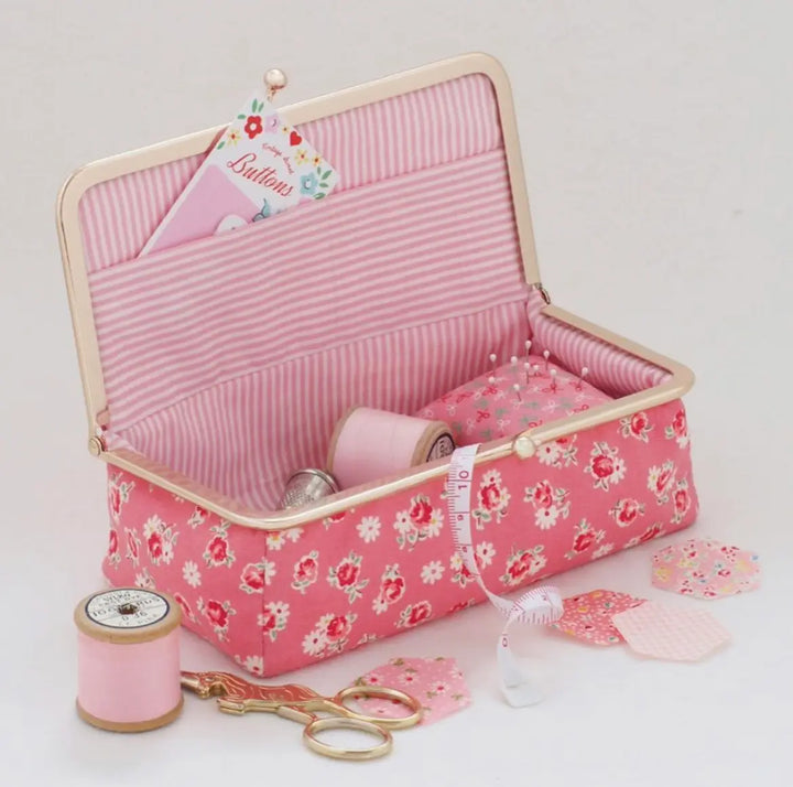 Craftermoon - Kiss Clasp Sewing Box Pattern 2