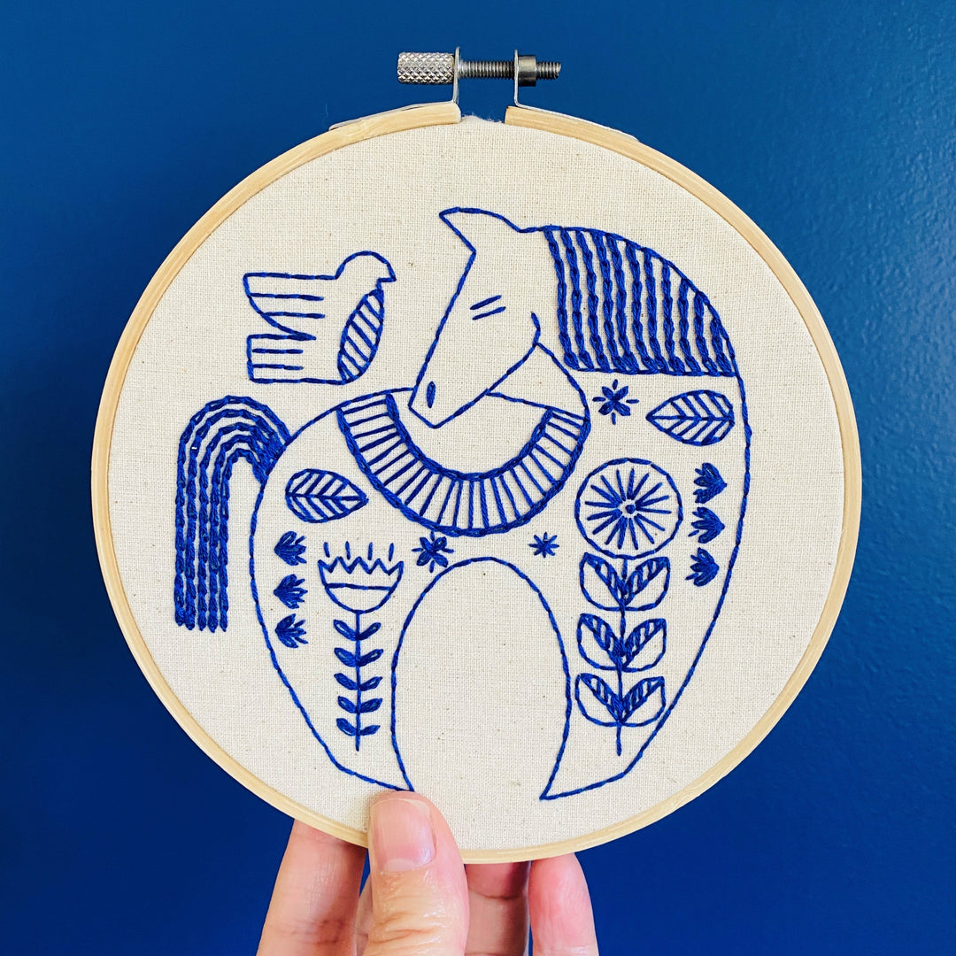 Craftermoon - Hygge Horse Complete Embroidery Kit 3