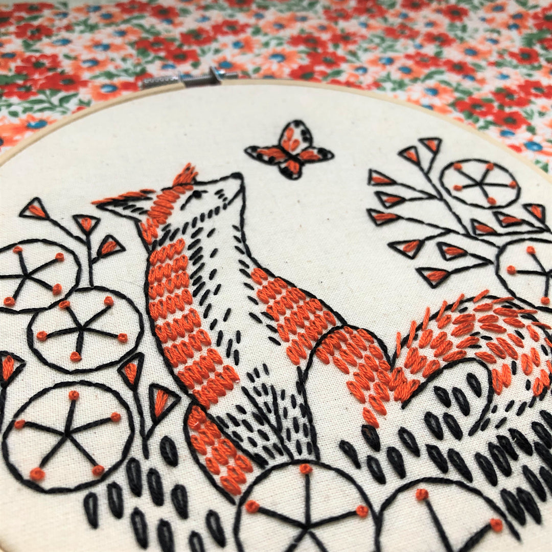 Craftermoon - Fox in Phlox Embroidery Kit 3