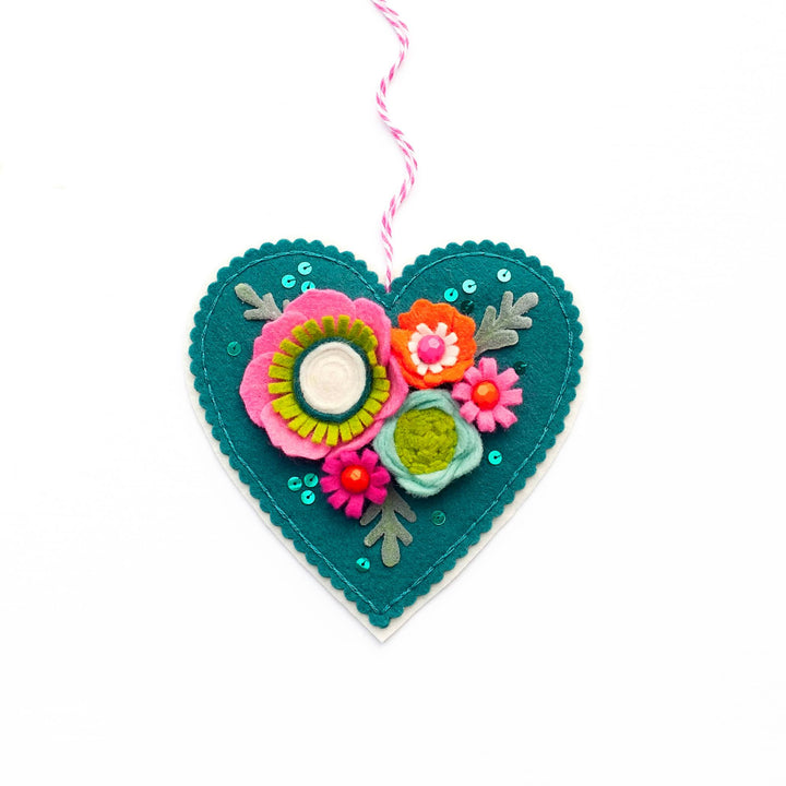 Craftermoon - Modern Bouquet Heart (Teal) Wool Felt Ornament Kit