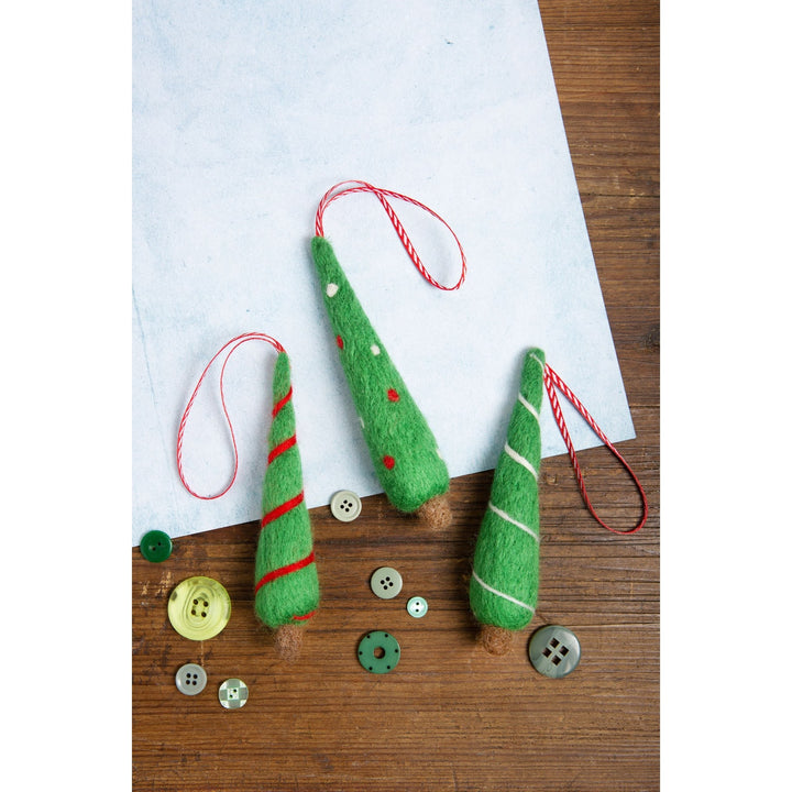Craftermoon - Christmas Trees Needle Felting Kit 3
