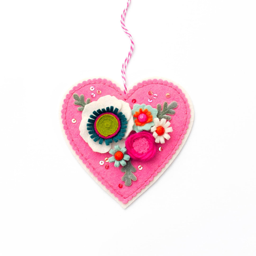 Craftermoon - Modern Bouquet Heart (Pink) Wool Felt Ornament Kit
