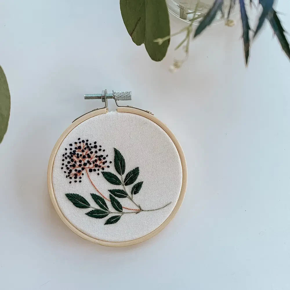 Craftermoon - Elderberry Embroidery Kit