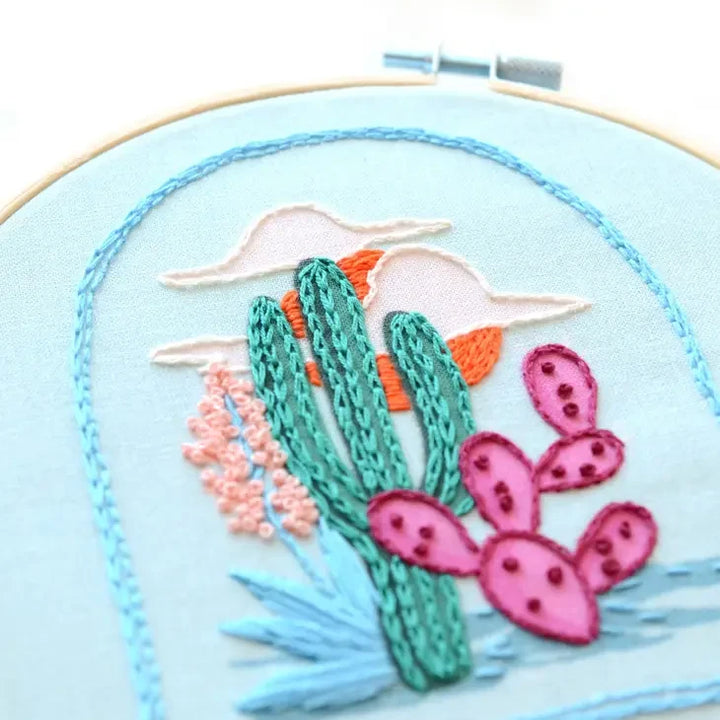 Craftermoon - DIY Kit: Cactus Embroidery Patch Kit 6